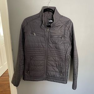 North Face light puffer jacket in gray. Size Large.